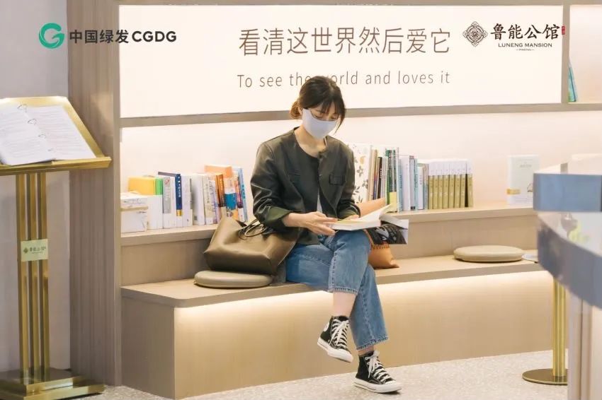 网红妮妮酱写真_平潭网红写真_网红柚木写真包百度云分享