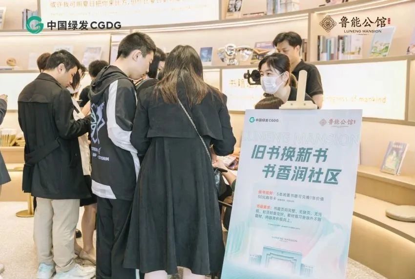 网红妮妮酱写真_网红柚木写真包百度云分享_平潭网红写真